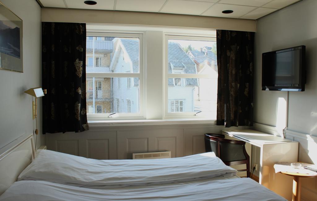 Skansen Hotel Тромсё Номер фото